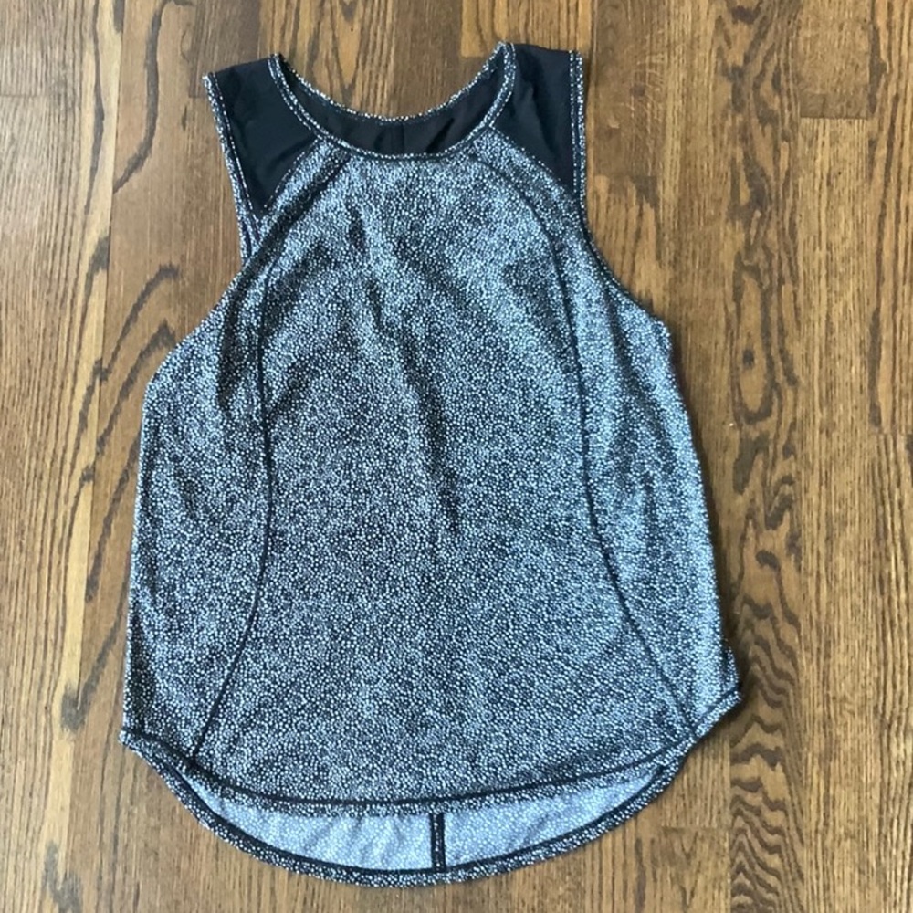 NWOT lululemon Sculpt Tank